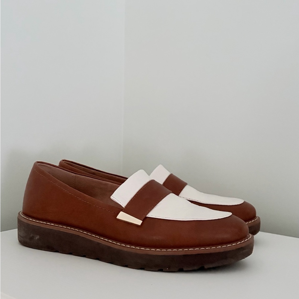 Naturalizer Loafers size 8